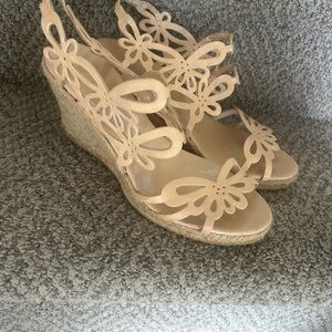 Eric Michael Silver Wedge Sandals with Elegant Design
